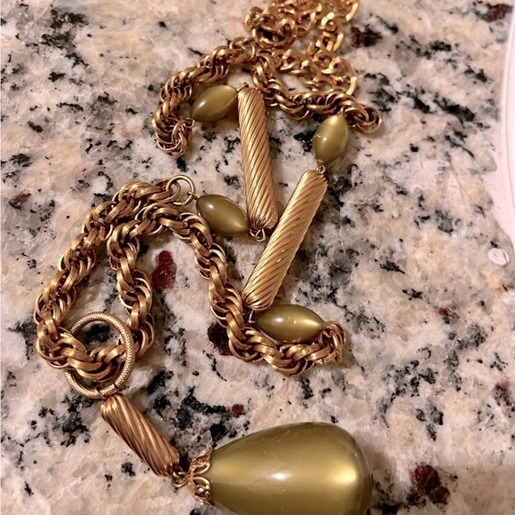 Vintage Sarah Coventry Moonglow Long Necklace and Clip on Earrings - Picture 11 of 15